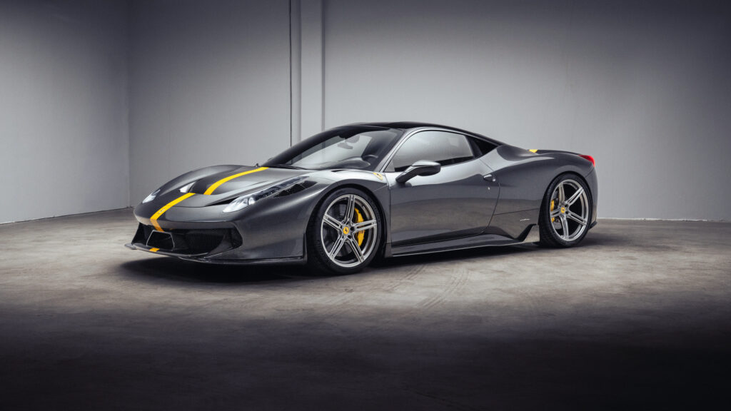 CTR 法拉利 458 深灰车身 黄色条纹 5k