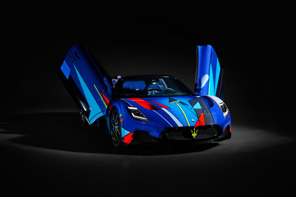 玛莎拉蒂 MC20 Cielo 艺术涂装 剪刀门 超跑 8k